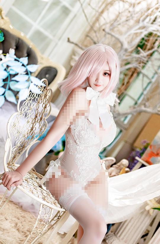 阿雪雪玛修婚纱同人图集，白纱花园里的柔光花嫁感