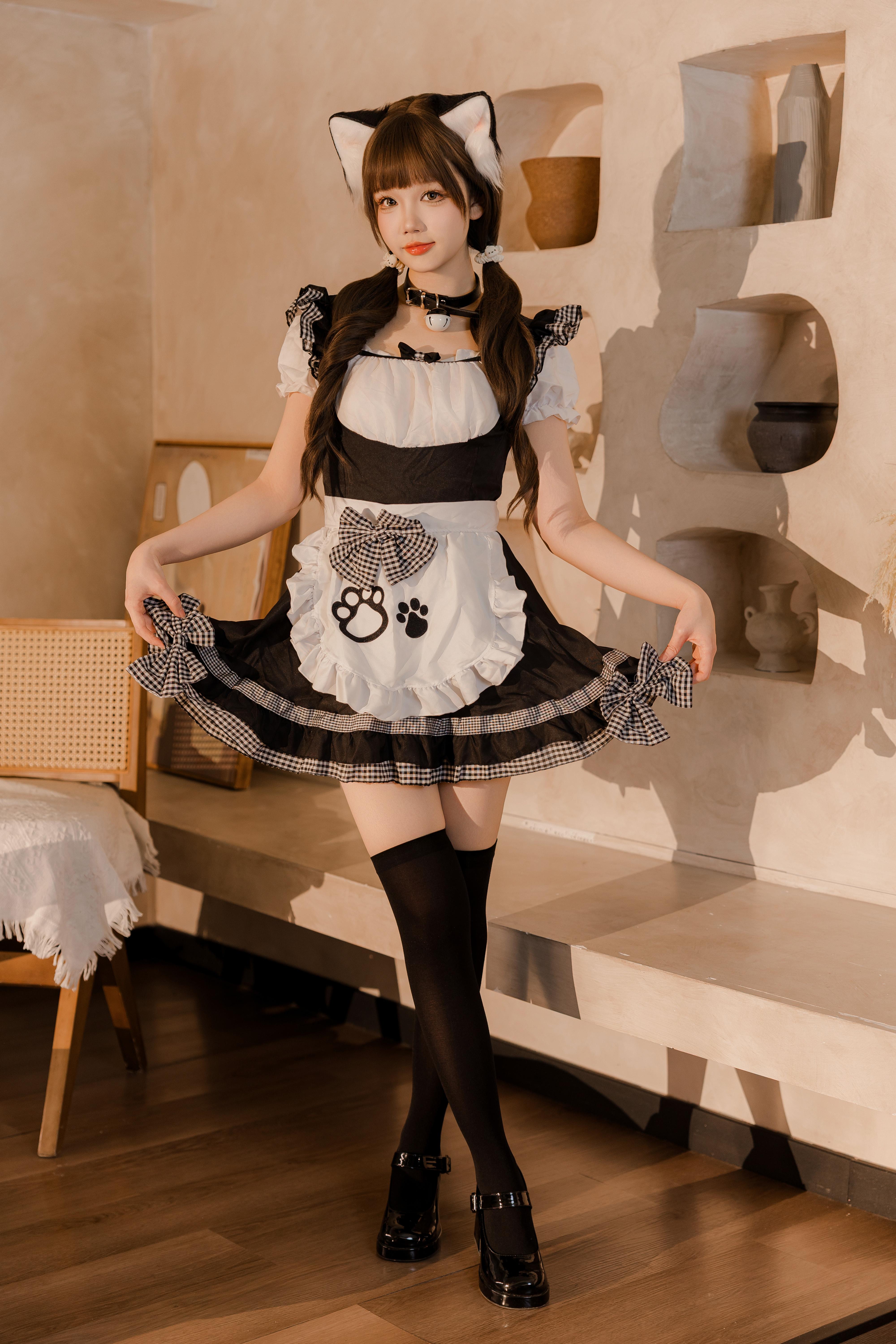 雪晴Astra猫猫妹抖图集，双马尾猫耳女仆造型太有甜感了