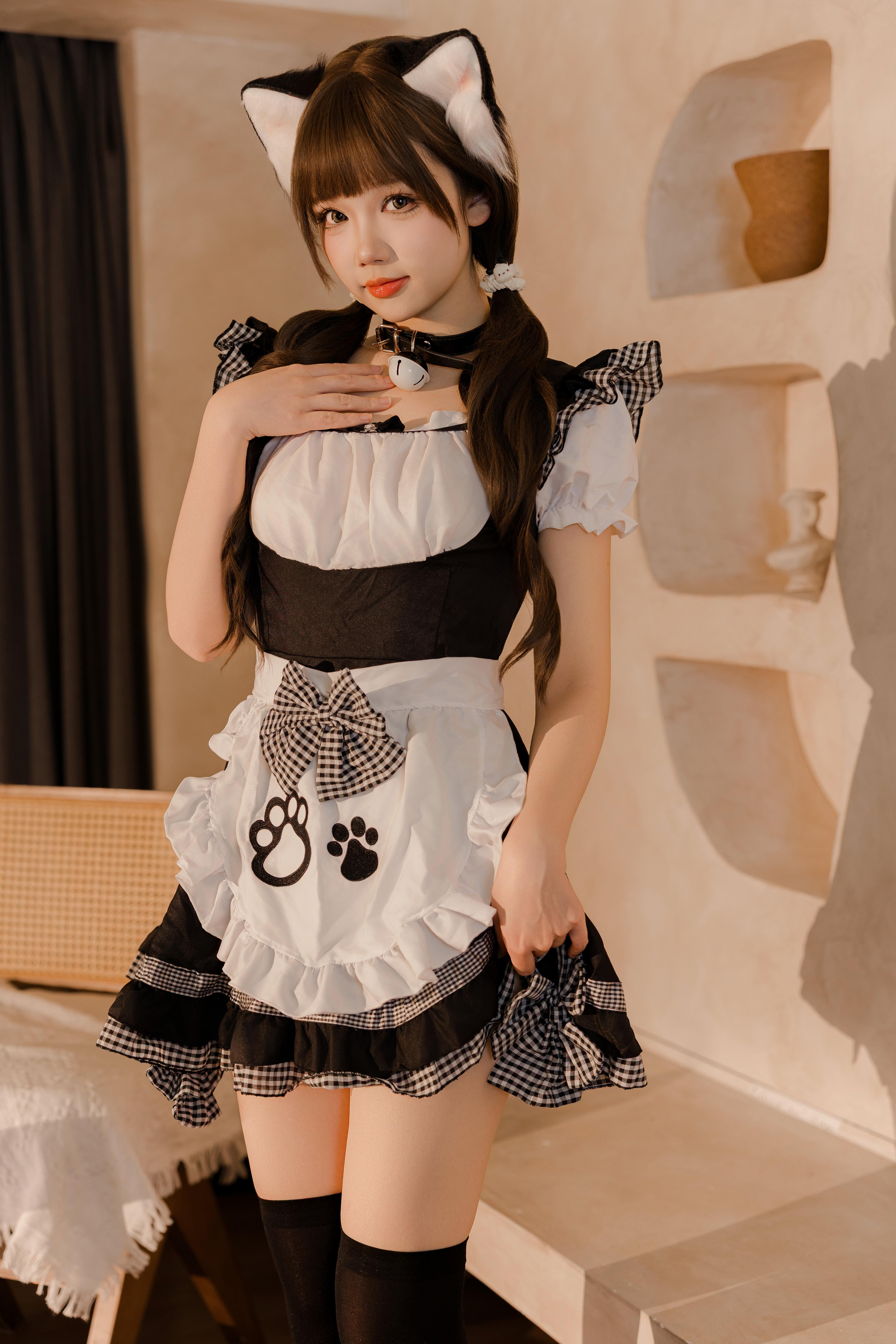 雪晴Astra猫猫妹抖图集，双马尾猫耳女仆造型太有甜感了