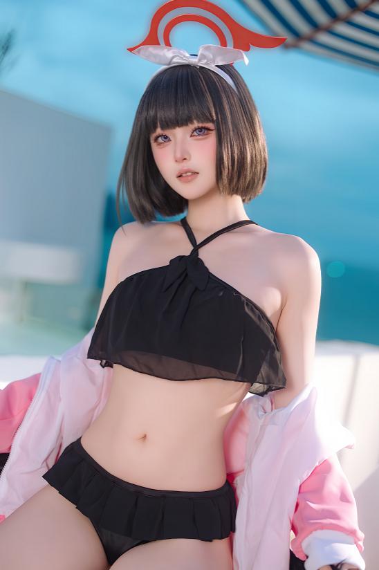 屿鱼 静山真白泳装COS