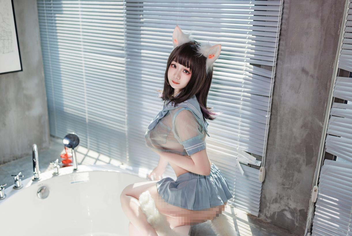 阿雪雪蓝色JK像一阵窗边冷风|猫耳水手服的清爽感很容易记住