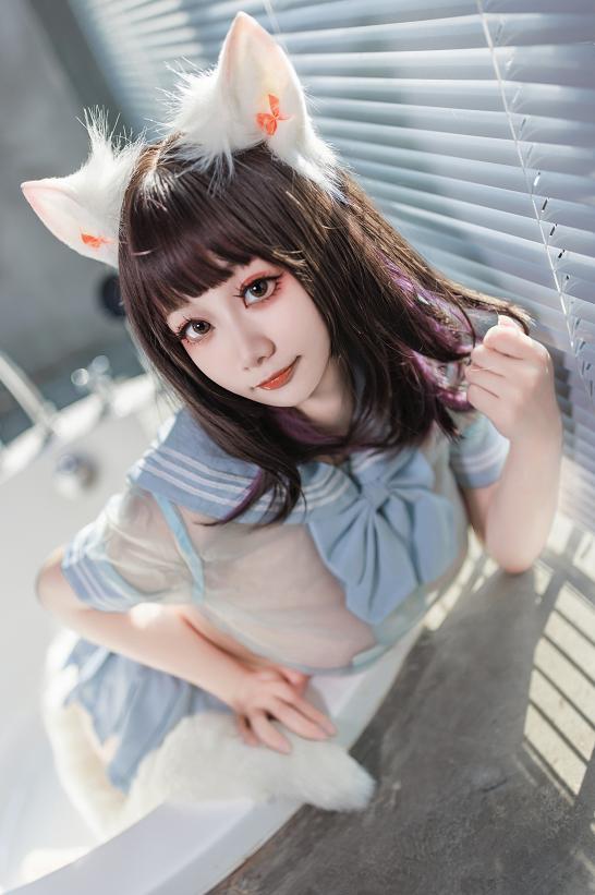 阿雪雪蓝色JK像一阵窗边冷风|猫耳水手服的清爽感很容易记住