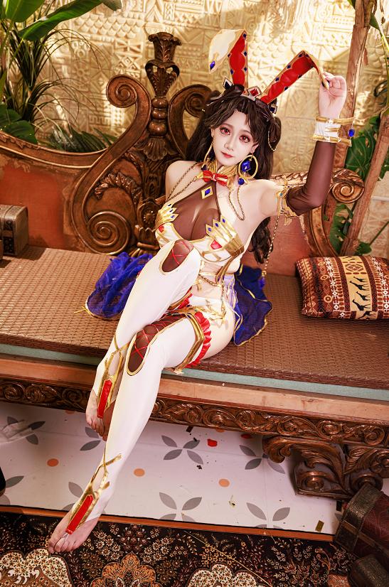 阿雪雪 弓凛兔女郎COS