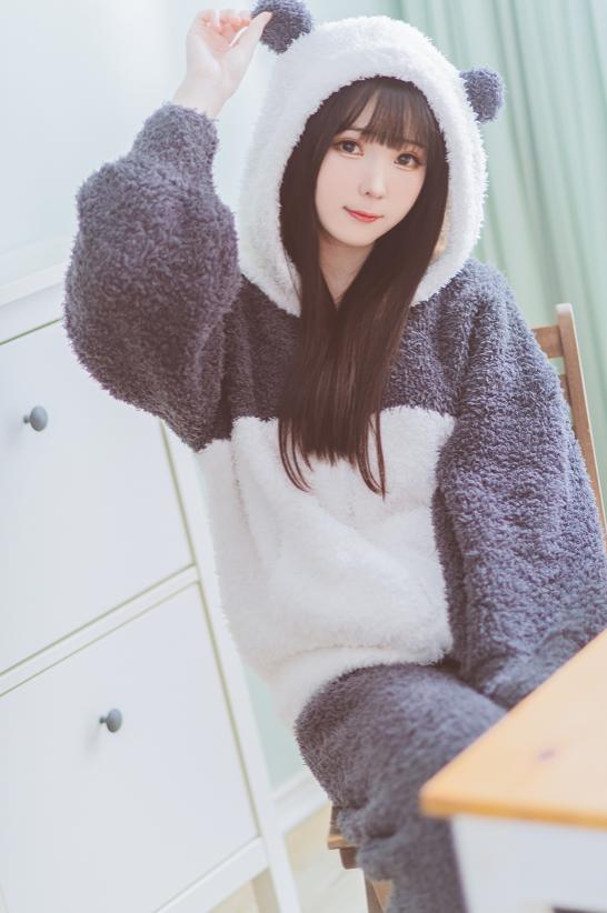 霜月shimo Dailyしも Vol.04,熊耳外套到温泉水光都像日常切片