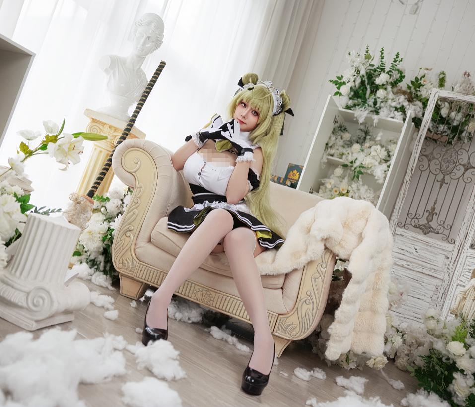阿雪雪NIKKE索达女仆|白色房间里的甜感反差很抓人