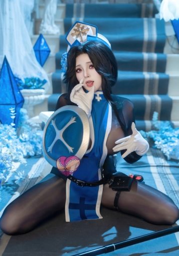 Natsuko夏夏子cosplay作品合集整理｜从NIKKE到海梦女警，角色路线越看越清楚