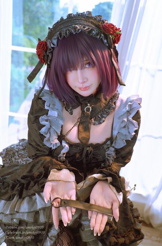 Umeko J窗边玫瑰女仆造型,复古洋馆里的紫发人偶感很耐看