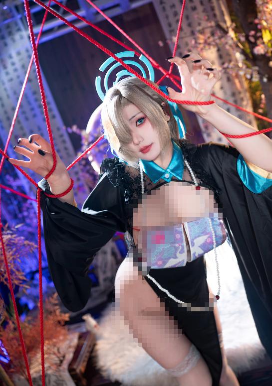 星澜是澜澜叫澜妹呀明日奈僵尸娘,红绳月夜下的妖异氛围太有记忆点
