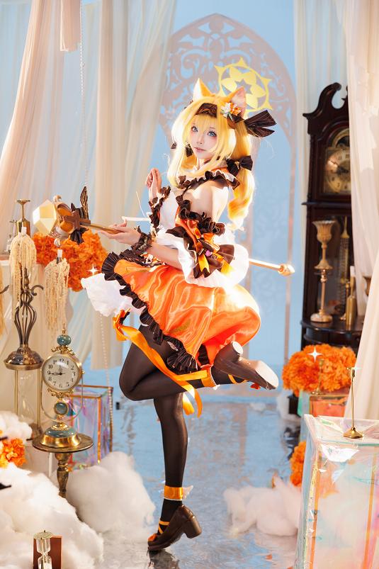 艾西Aiwest把伊落玛丽拍成橙白色的魔法少女小剧场