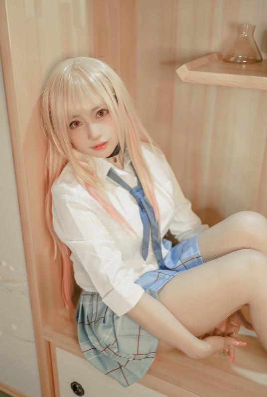Nyako喵子的喜多川海梦不是只靠校服,和室午后的笑容才是主线