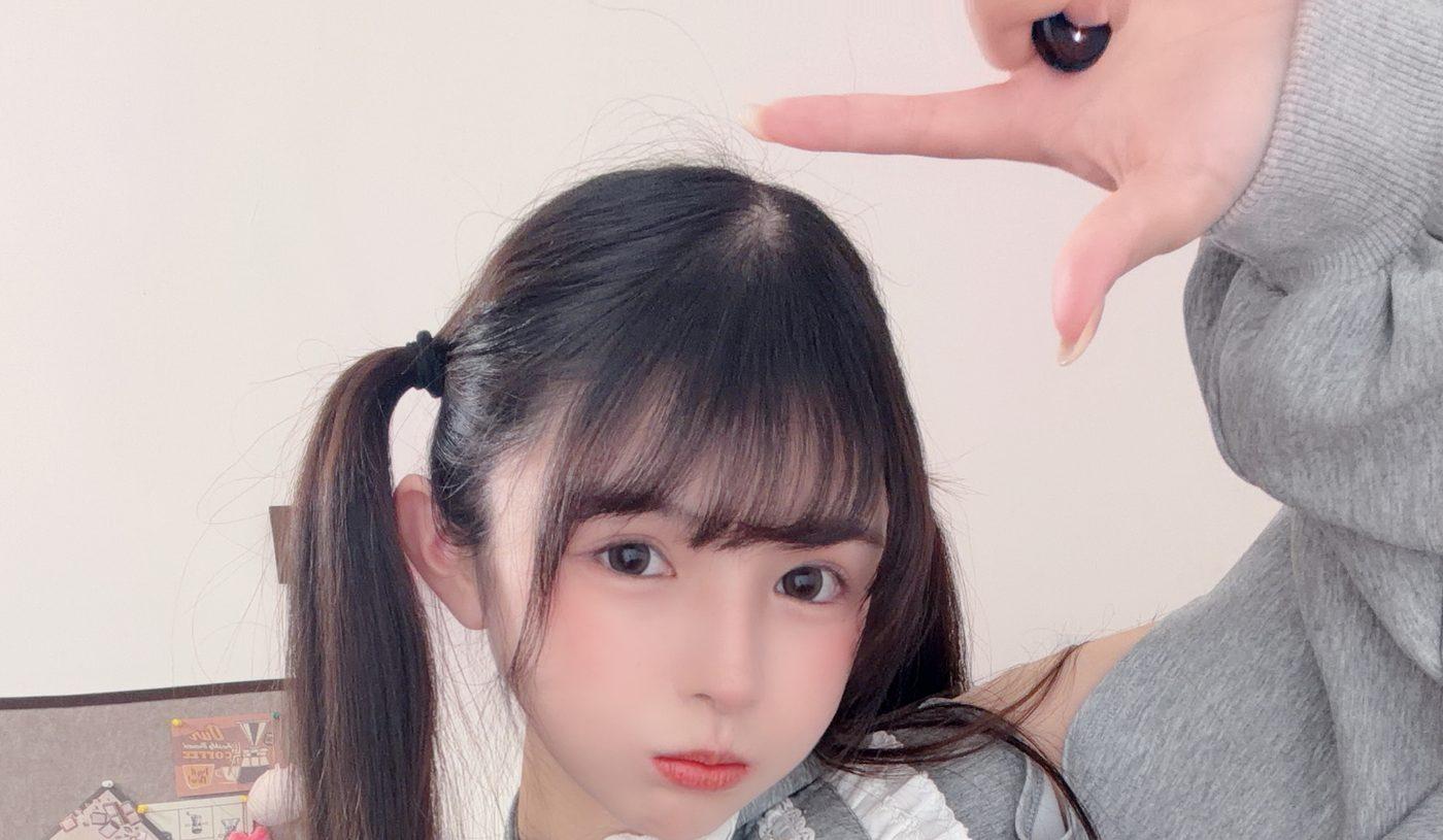 桜井宁宁双马尾与白色蝴蝶结近景