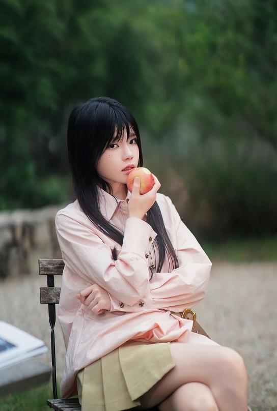 桜桃喵的《温存》从林间午后,一直安静到睡意落下来