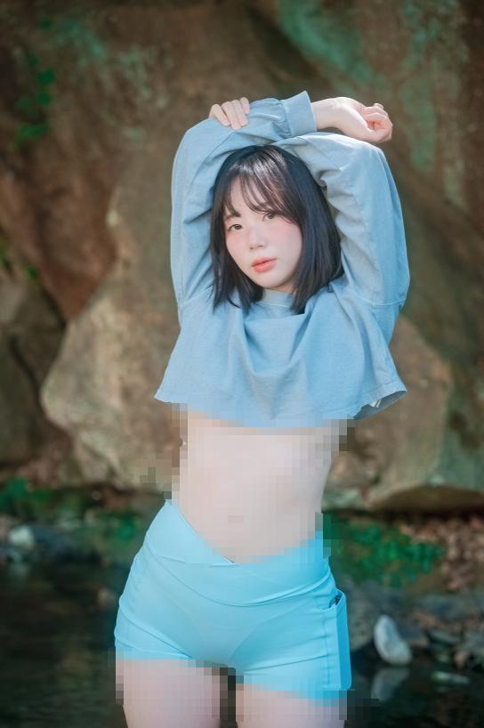 MyuA走进山林溪水,Summer Getaway Vol.3满是夏日松弛感