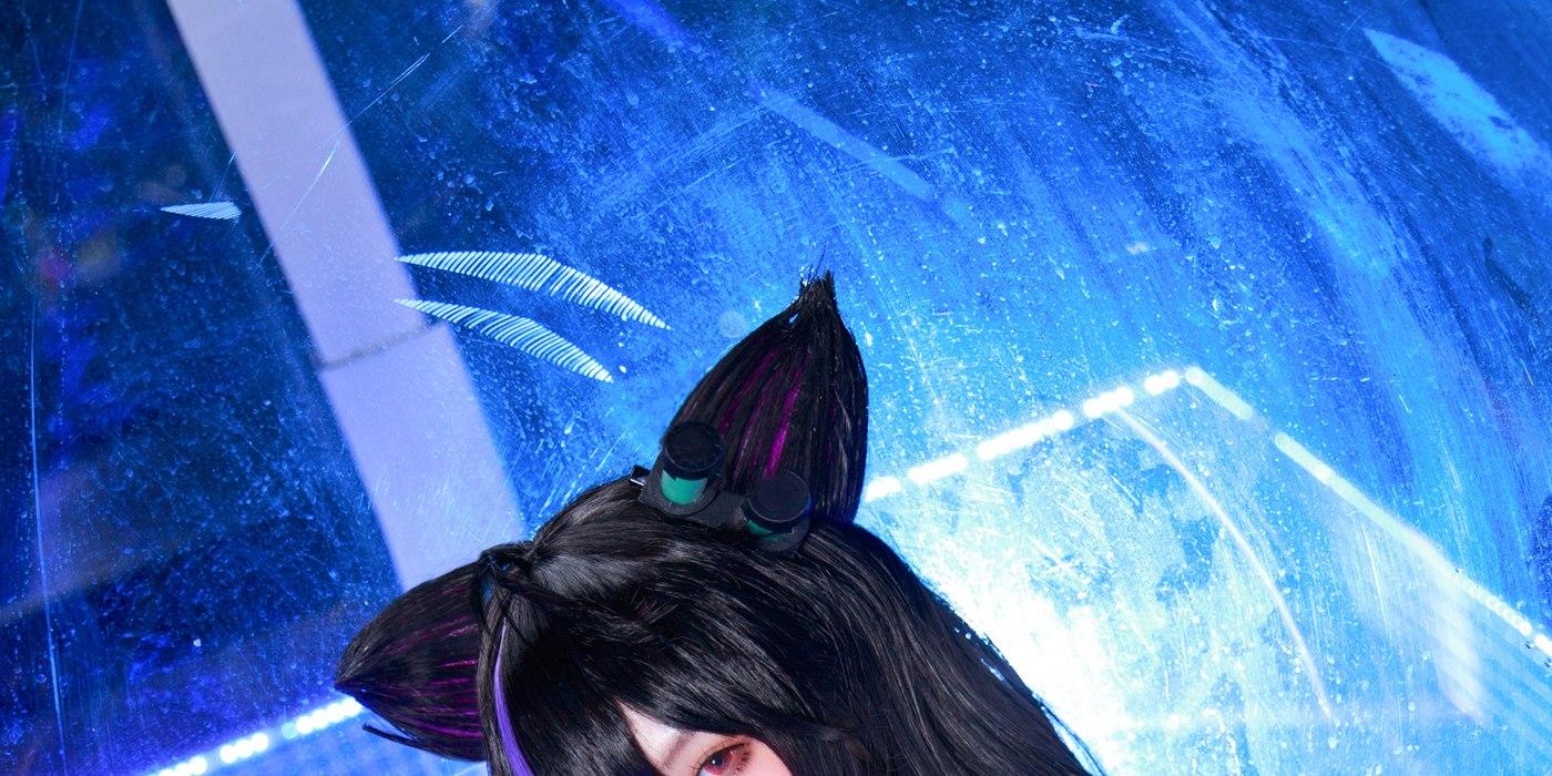 KAC-PDW透明球椅与蓝色夜光