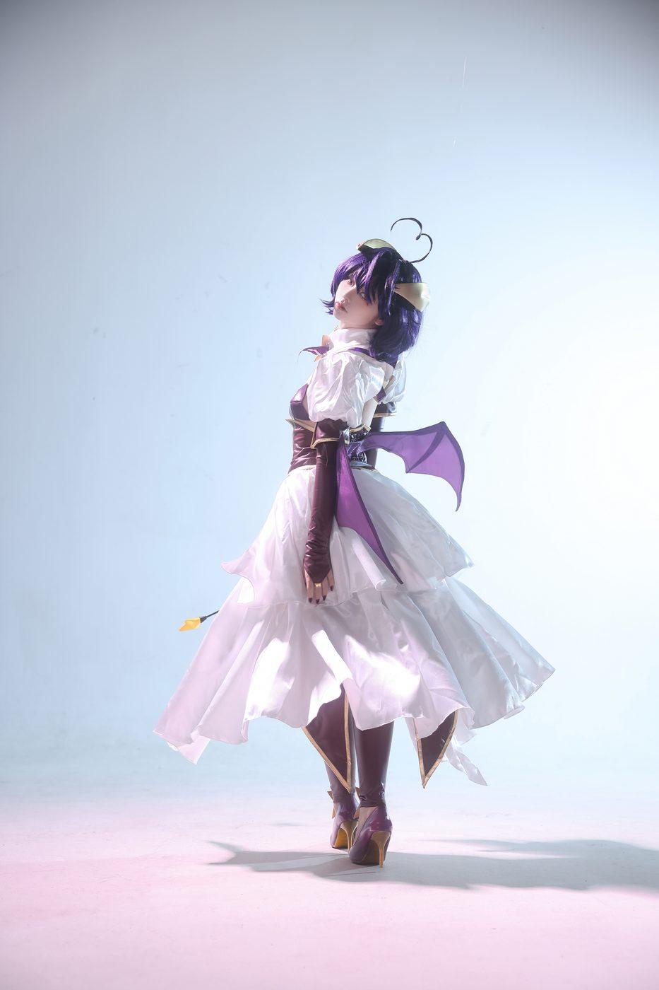 G44不会受伤 Magia Bose 侧转蓬裙姿态